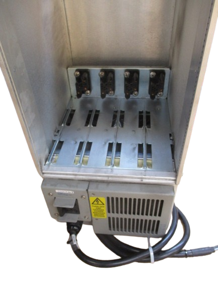 Adept Technology Rack mit Netzteil Stromversorgung für PA-4, CAT3